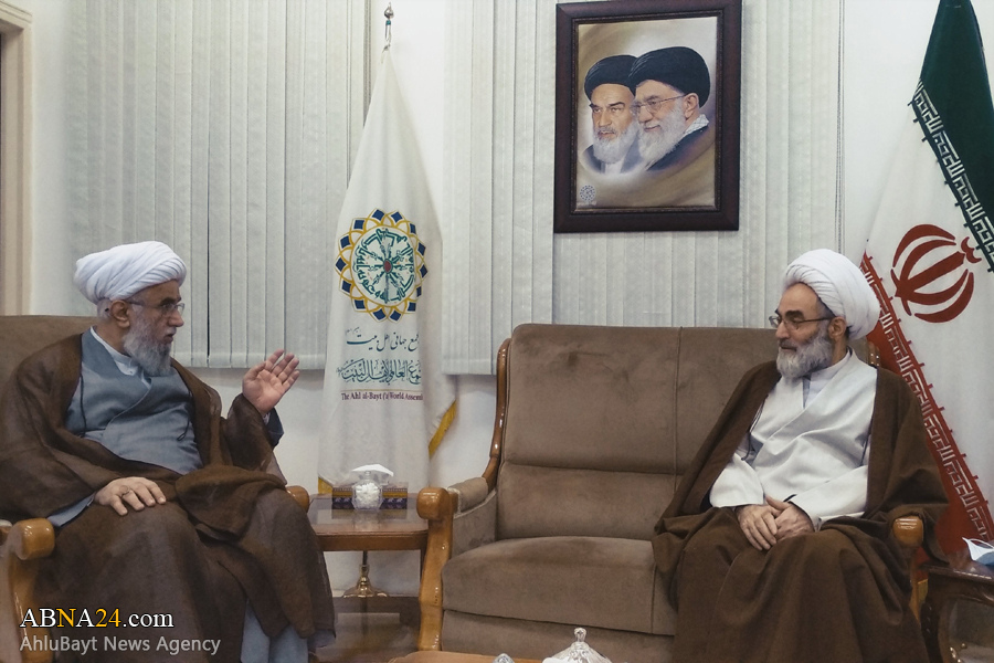 عکس خبری/ دیدار نماینده ولی‌فقیه در استان گیلان با آیت‌الله رمضانی