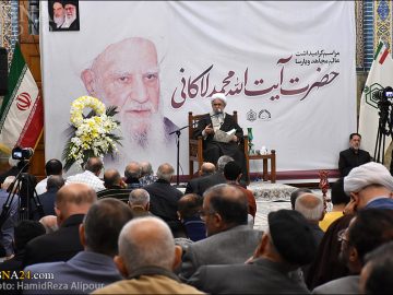 دشمنان می‌خواهند نسل امروز، معنویت را بدون دین دریافت کنند