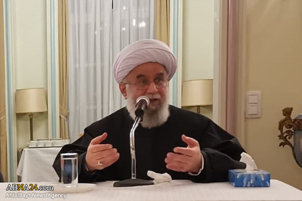 آیت الله رمضانی: محبت و مودت، اکسیر پایداری خانواده است/ دین برای اصلاح انسان در همه ابعاد می باشد