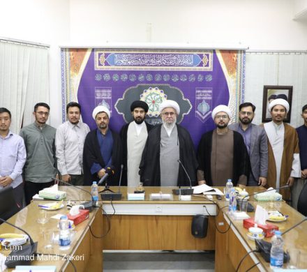 مجمع از طلاب جوان تایلند برای هویت‌بخشی به نسل نو و فعالیت‌های تشکیلاتی حمایت می‌کند