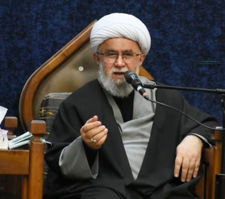 آیت‌الله رمضانی: بزرگ‌ترین مأموریت حضرت زهرا(س)، احیای جریان امامت بود