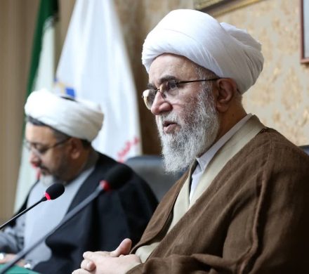 امام خمینی(ره) دین را از حاشیه به متن جامعه و حکمرانی بازگرداند