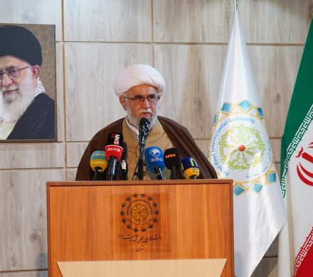 آیتالله رمضانی: حضرت عیسی(ع) منجی رهاییبخش بشر است/ صلح حقیقی بدون عدالت ممکن نیست