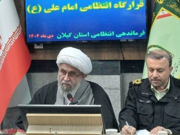 دولت در خدمت به مردم به صورت جدی و جهادی تلاش کند