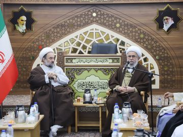 آیت‌الله رمضانی: اسلام تنها قدرتی که در برابر نظام سلطه قرار گرفته است