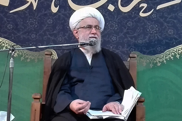 مسئولیت‌پذیری حضرت زهرا(س) باید الگوی مردم باشد