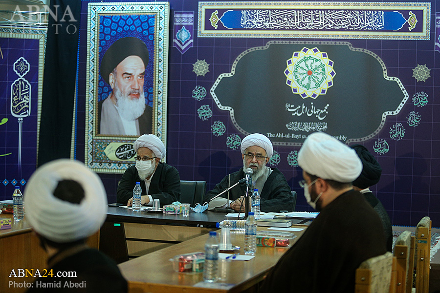پاسخگویی به شبهات از وظایف علمای دین و حوزه‌های علمیه است
