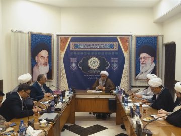 آیت الله رمضانی: برگزاری کنگره بزرگداشت مرحوم میرزا محمدتقی شیرازی بسیار مهم و ارزشمند است