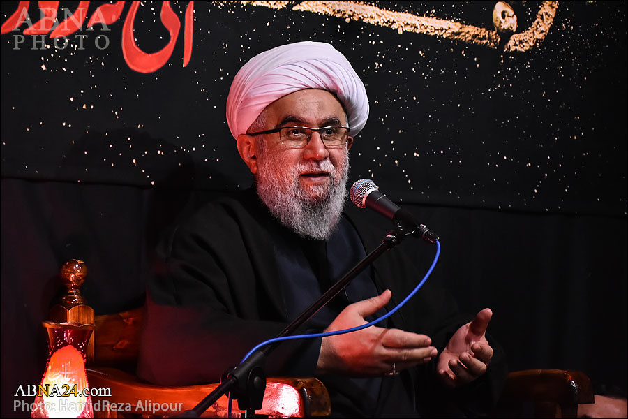 آیت‌الله رمضانی: مجلس فاطمی انسان را تربیت می‌کند/ حضرت فاطمه(س) محو جمال و جلال خداوند بود