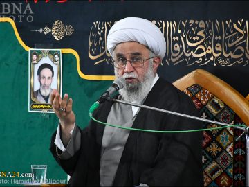 آیت‌الله رمضانی: عالمان دینی مرزبانان الهی در امر دین هستند