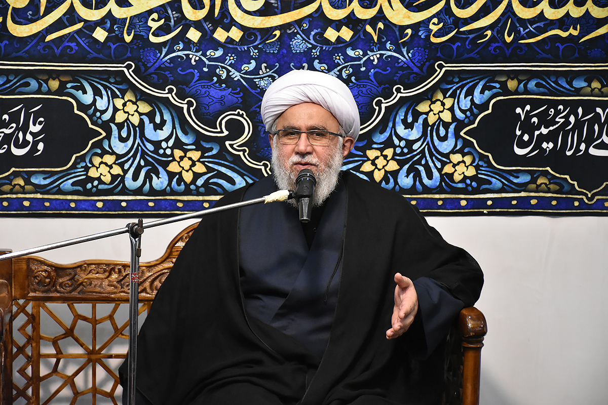رمضان بهترین ماه برای رسیدن به قرب الهی و سعادت است/ معنای توکل چیست؟