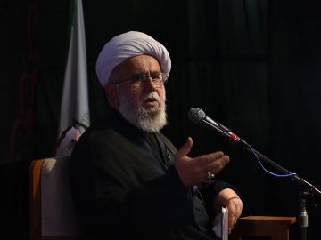 آیت‌الله رمضانی: هنجارشکنان و مروجان برهنگی، بحران معنویت، فکر و عقیده دارند