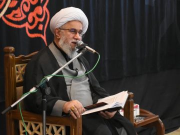 آیت‌الله رمضانی: امام حسین(ع) بعد از ۱۴ قرن همچنان قلوب جهانیان را تسخیر می‌کند