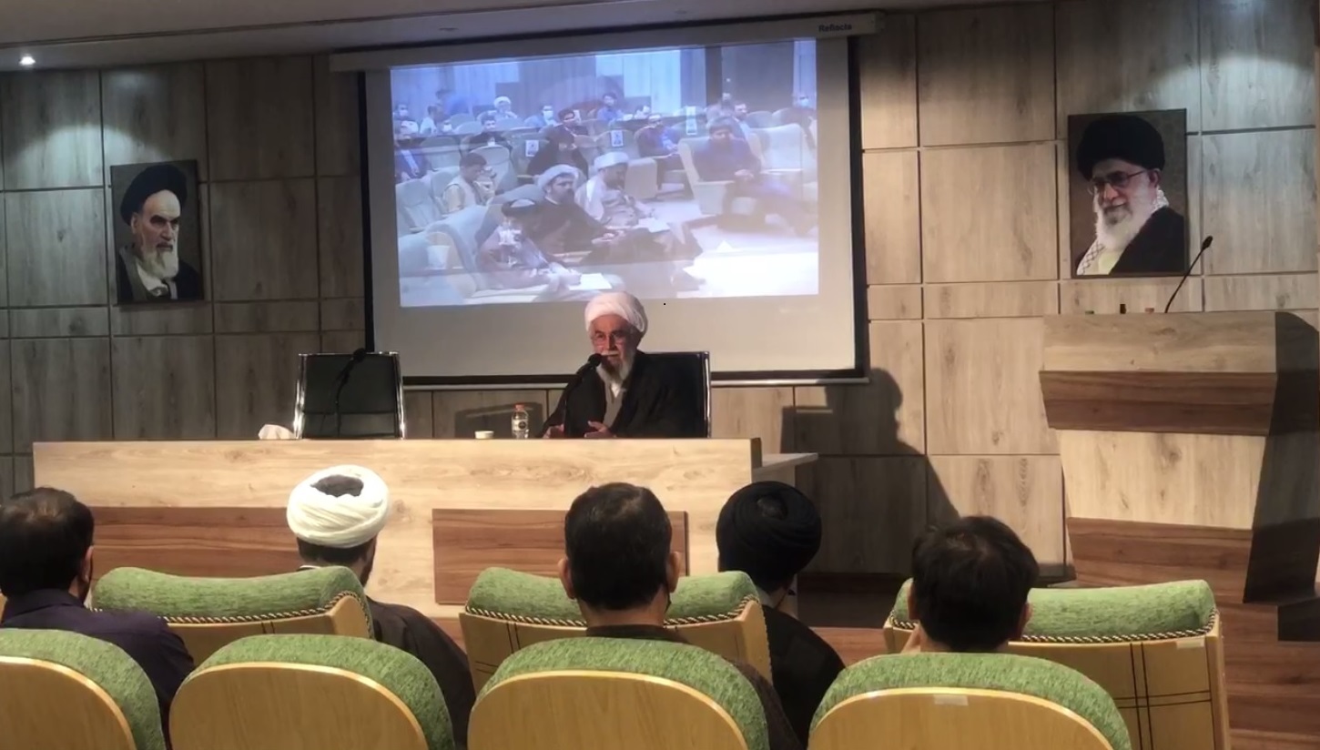آیت الله رمضانی: عبارت «خرمشهر را خدا آزاد کرد» حرف های زیادی دارد/ امام خمینی(ره) قدرت الهی را در همه حوادث می دید