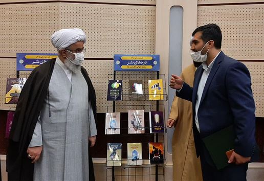 آیت الله رمضانی از تازه‌های نشر مجمع جهانی اهل بیت(ع) رونمایی کرد