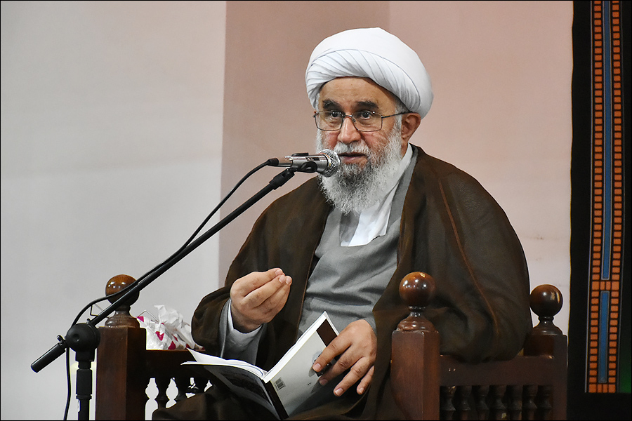 آیت‌الله رمضانی: انقلاب اسلامی ایران، جلوه، تلالو و نمودی از جریان امامت است