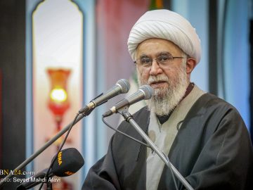 آیت‌الله رمضانی: امت اسلامی دست از قصاص رهبر شهید نمی‌کشد/ تجزیه ایران و سرنگونی نظام اسلامی فقط در خواب ممکن است