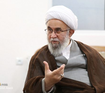 شهید لاریجانی به ادبیات و دیپلماسی بین‌الملل مسلط بود