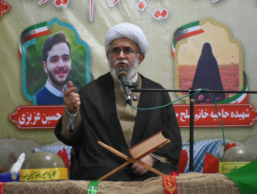 آیت‌الله رمضانی: خون شهدا و رهبر شهید، انقلاب اسلامی را به آرمان‌های بلند خود نزدیک‌تر کرده است
