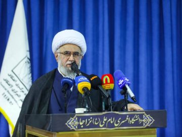 معنویت اسلامی، معنویتی مسئولیت‌پذیر و توحیدمحور است/ اعتکاف فرصتی برای خودشناسی و بازسازی هویت دینی است