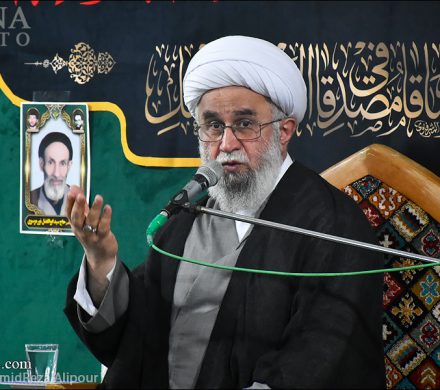 آیت‌الله رمضانی: عالمان دینی مرزبانان الهی در امر دین هستند