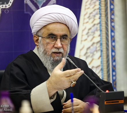 آیت‌الله رمضانی: مشارکت در انتخابات به معنای مقابله کردن با دشمنان اسلام، انقلاب و ایران است/ امام خمینی(ره) معادلات نظام سلطه و استکبار جهانی را تغییر داد