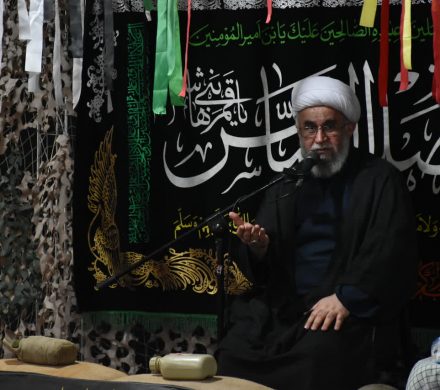 پروژه استکبار، تعطیلی امور مقدس، احکام و شریعت اسلامی است