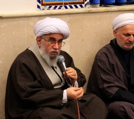 جمهوری اسلامی ایران جلوی قلدری استکبار جهانی ایستاده است