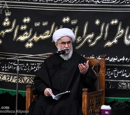 برنامه سخنرانی آیت‌الله رمضانی در ایام فاطمیه دوم اعلام شد